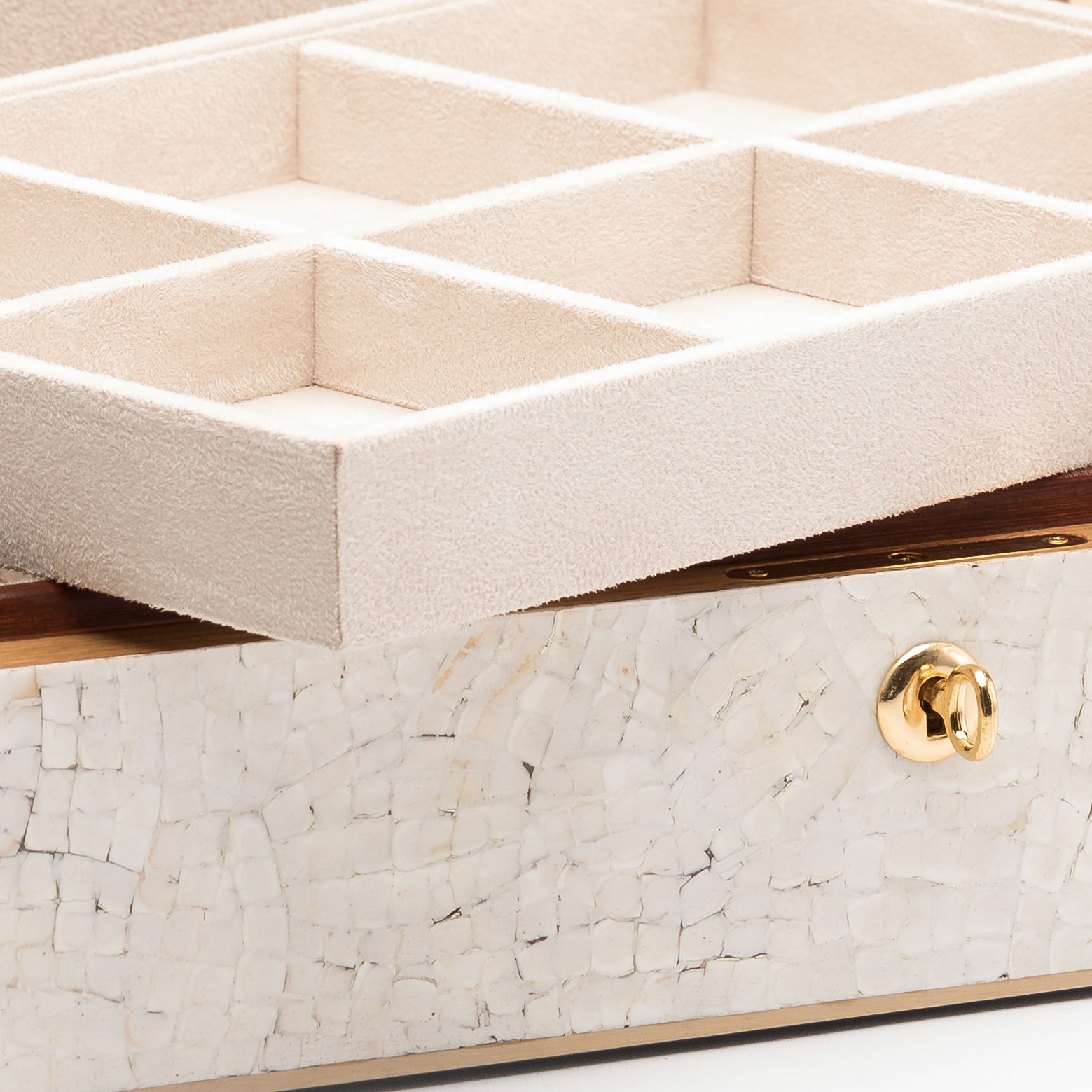 Adriana Shell Box Cream