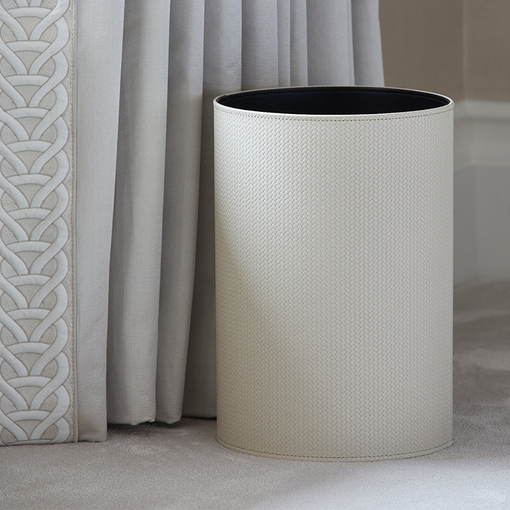 Auri Apricot Leather Bin