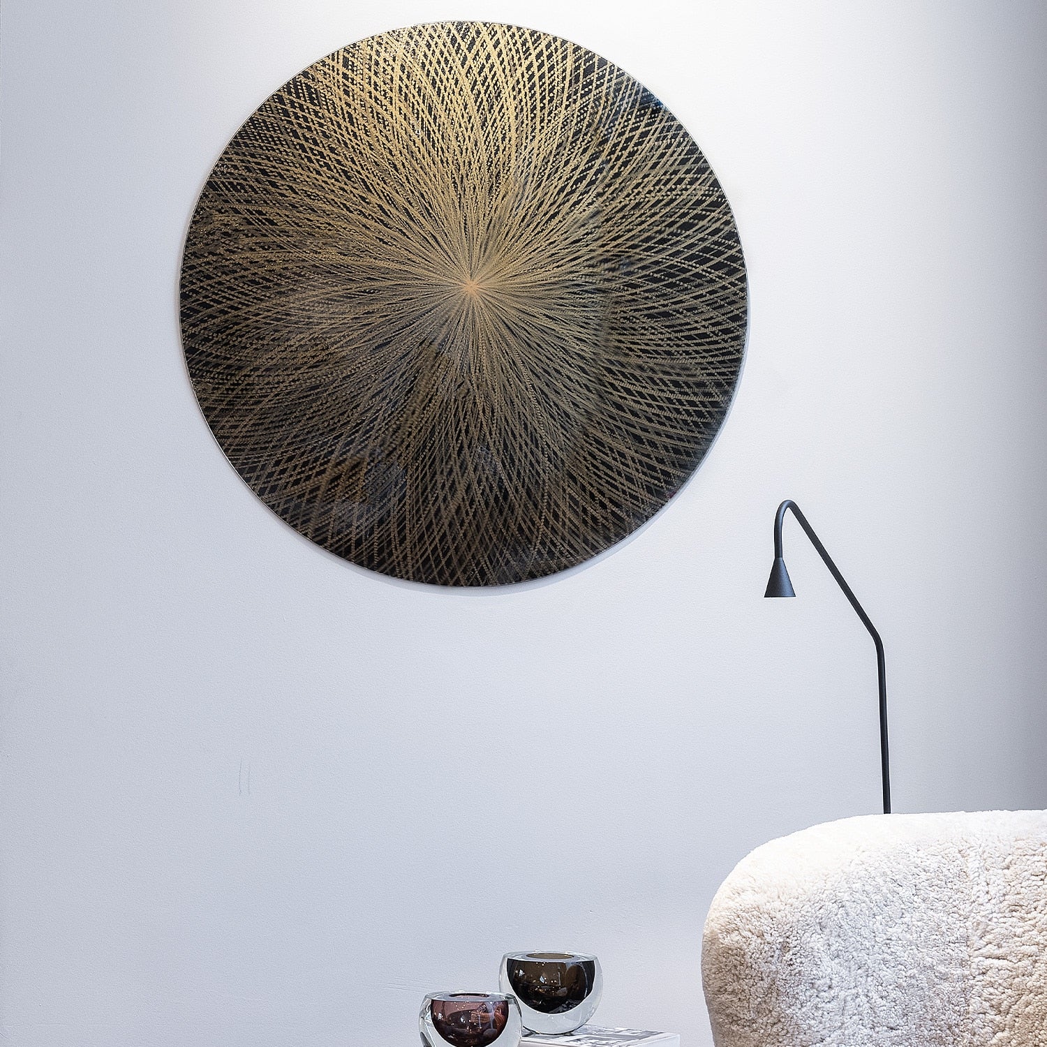 Convexo Glass Wall Disc